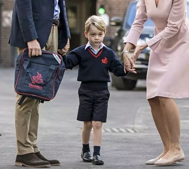 英国私校校服