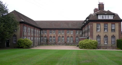 格瑞萨姆学院 校园图片 1