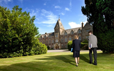 坎福德学校（Canford School）