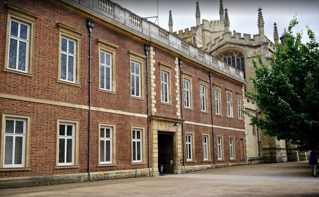 伊顿公学：英国首相的摇篮