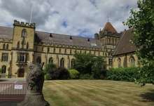 英国寄宿学校的真实餐饮情况,英国私校的校餐是什么标准的？